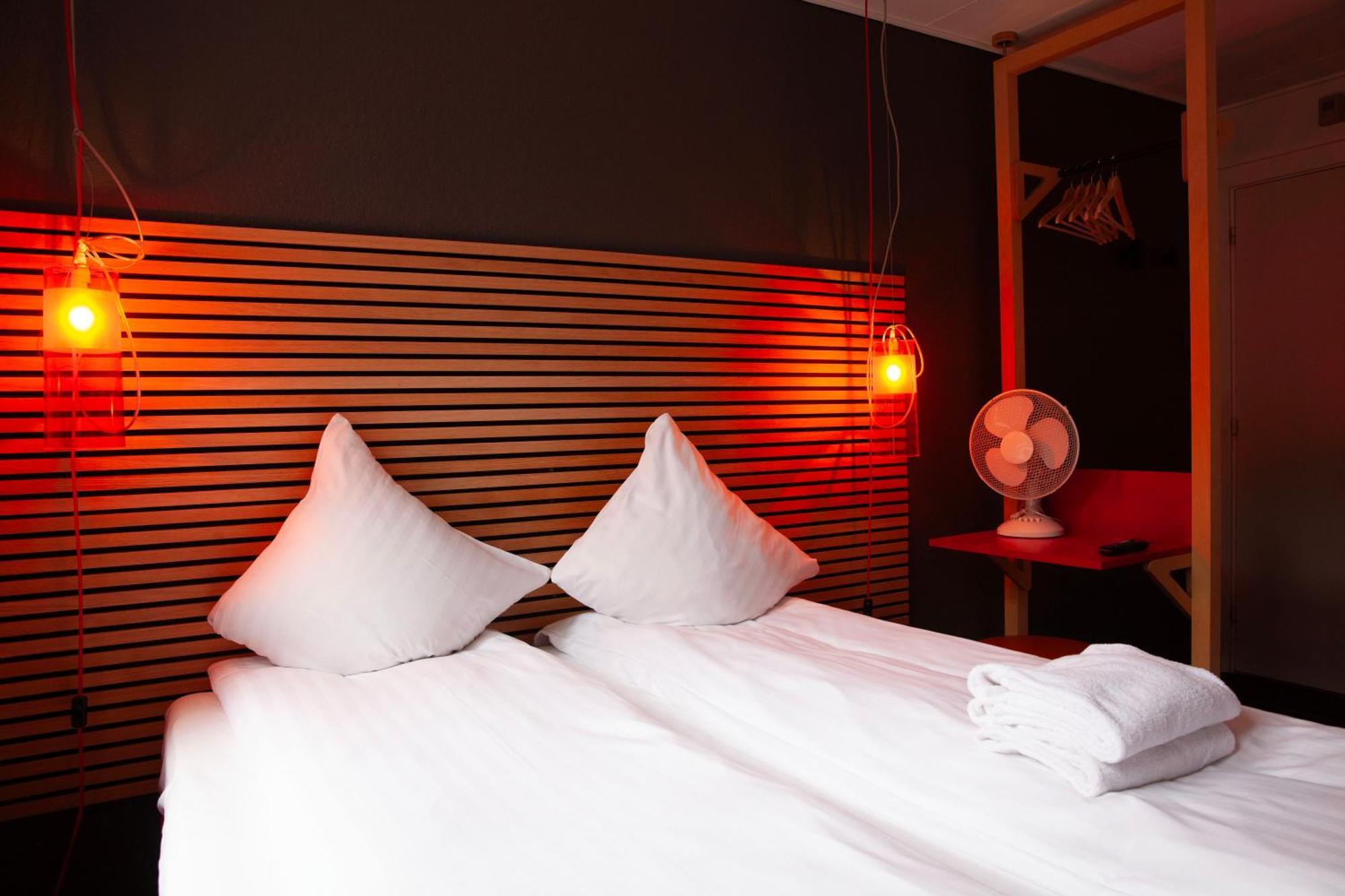 Hotel Annex 2*